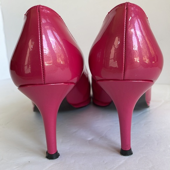 Stuart Weiztman 8.5 heels Patent Pink pumps - Picture 4 of 12